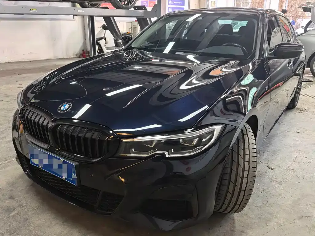 BMW 3 Series — фото 1