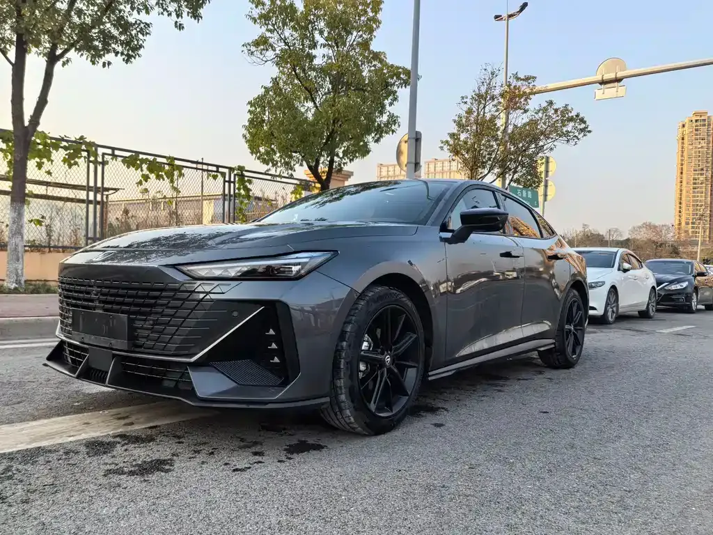 Changan UNI-V 2023 из CN, фото 1