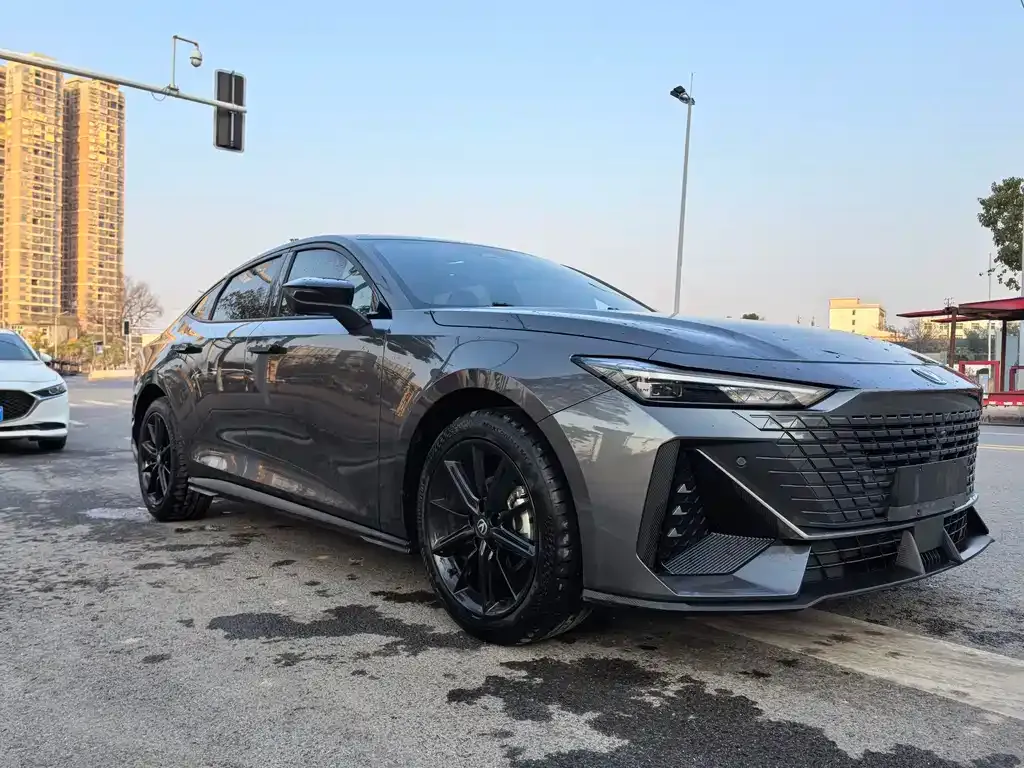 Changan UNI-V 2023 из CN, фото 7