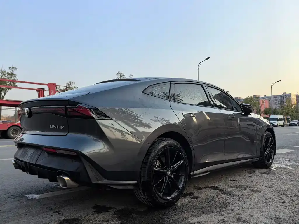 Changan UNI-V 2023 из CN, фото 5