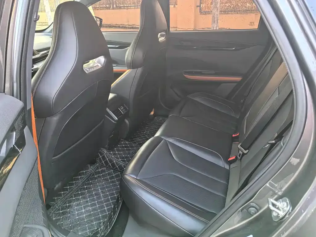 Changan UNI-V 2023 из CN, фото 2