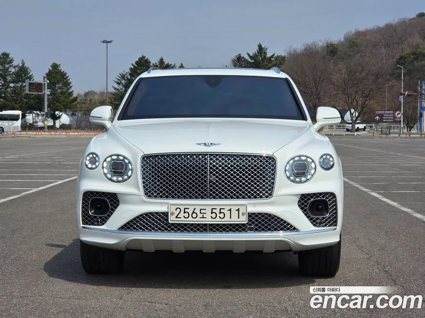 Bentley Bentayga 2023 из KR, фото 9