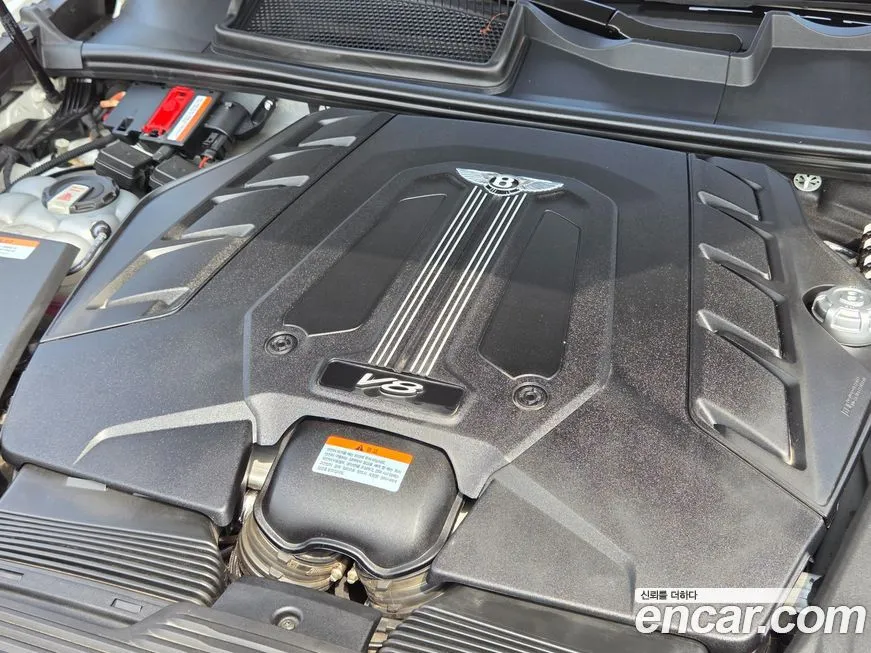 Bentley Bentayga 2023 из KR, фото 10