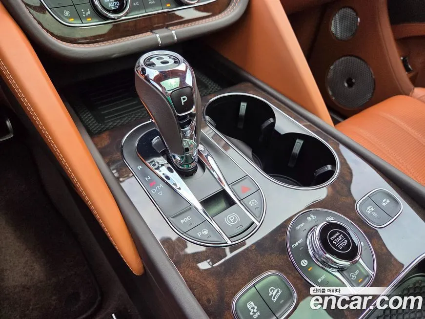 Bentley Bentayga 2023 из KR, фото 6
