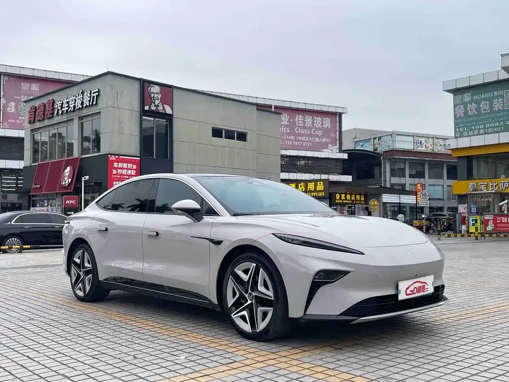 Roewe Feifan F7 2023 из CN, фото 2