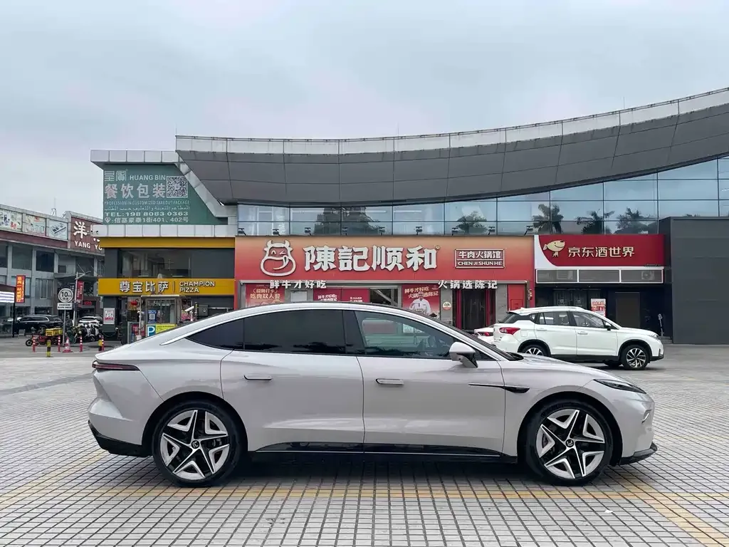 Roewe Feifan F7 2023 из CN, фото 4