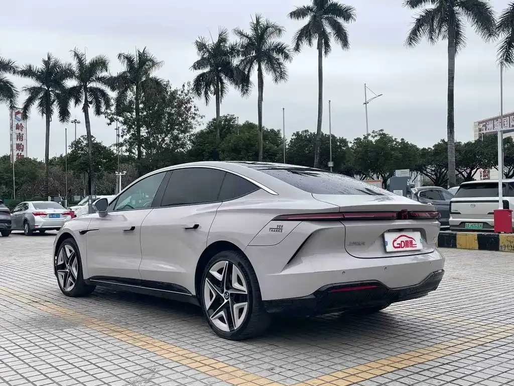 Roewe Feifan F7 2023 из CN, фото 3