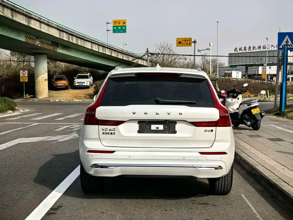 Volvo XC60 2024 из CN, фото 6