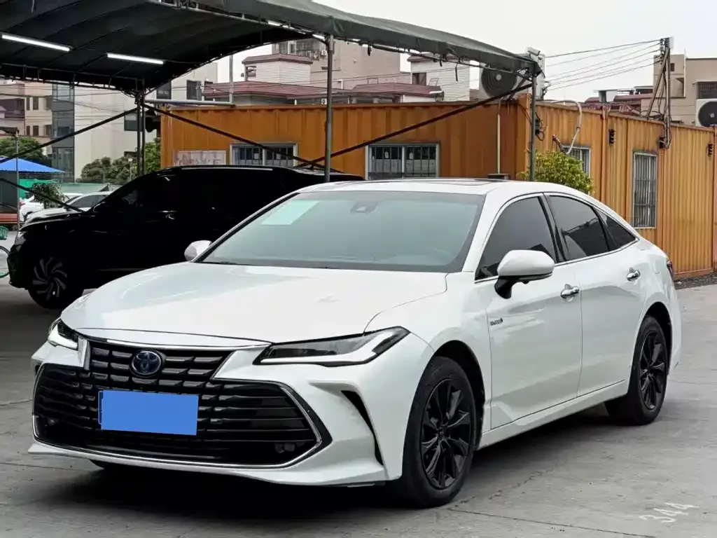Toyota Avalon 2024 из CN, фото 1