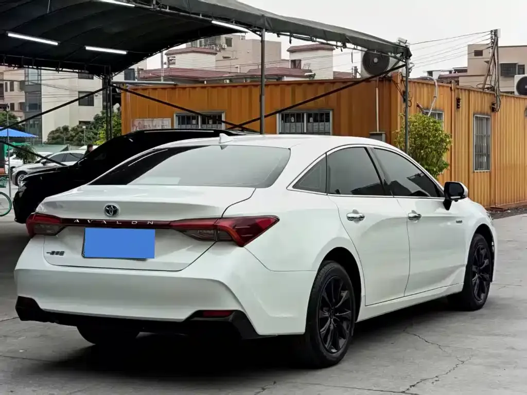 Toyota Avalon 2024 из CN, фото 4