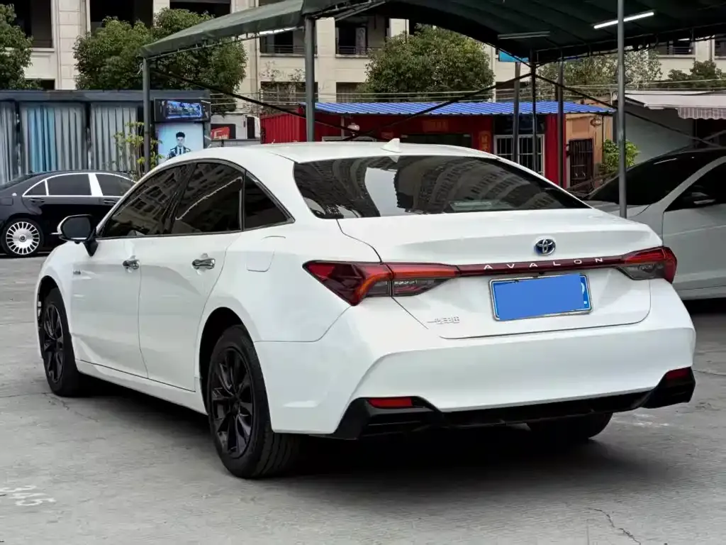 Toyota Avalon 2024 из CN, фото 3