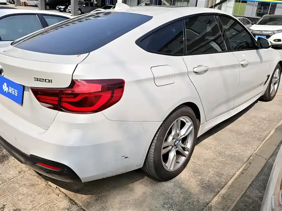BMW 3 Series GT — фото 4