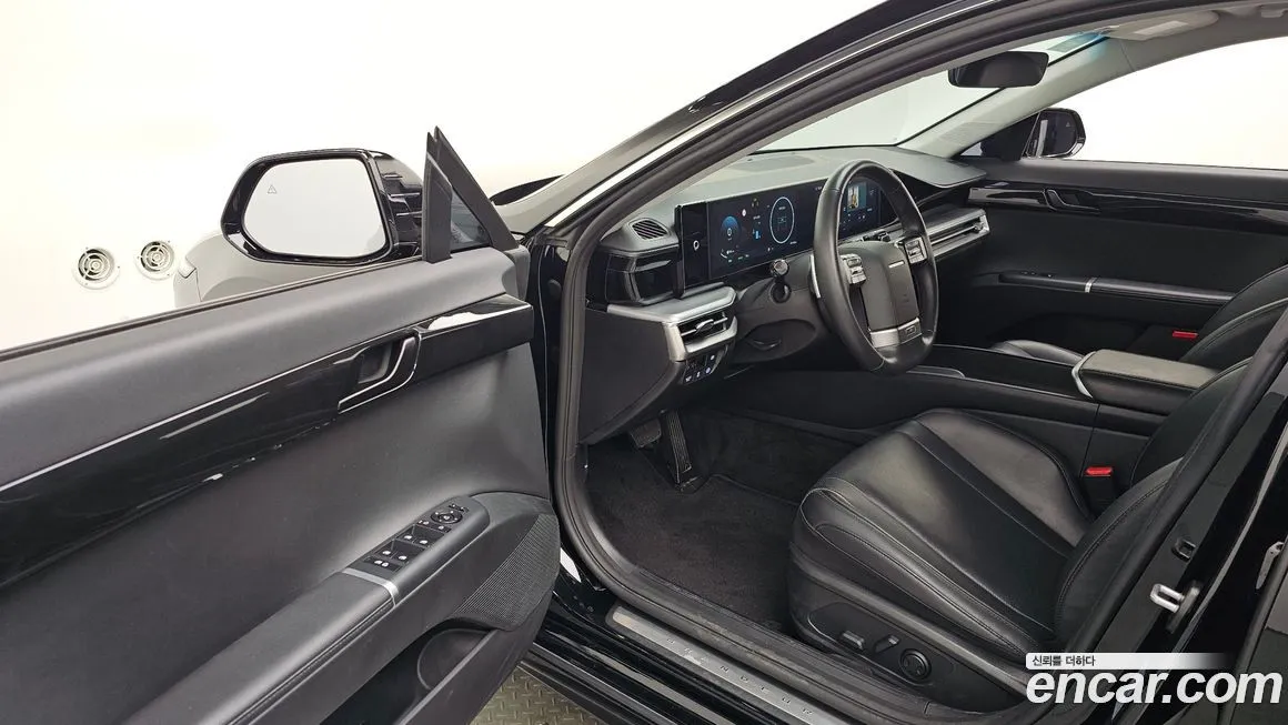 Hyundai Grandeur 2023 из KR, фото 3