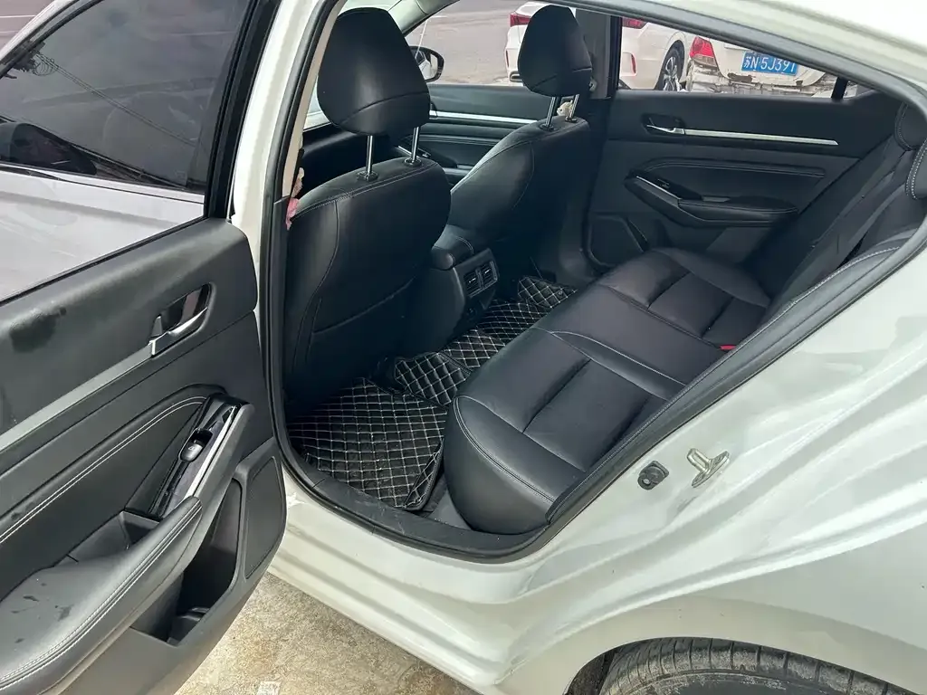 Nissan Teana 2023 из CN, фото 3