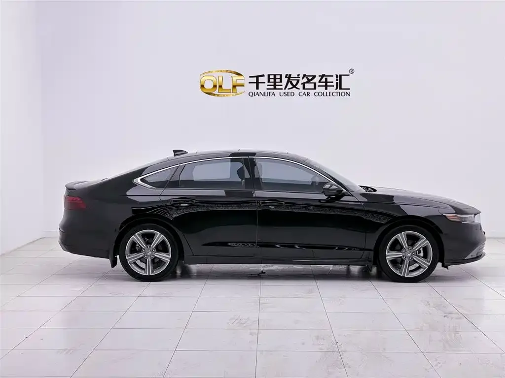 Honda Accord — фото 3
