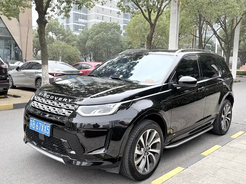 Land Rover Discovery Sport — фото 1