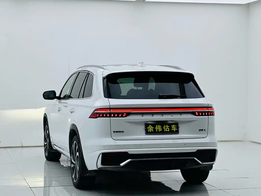 Geely Xingyue L — фото 2