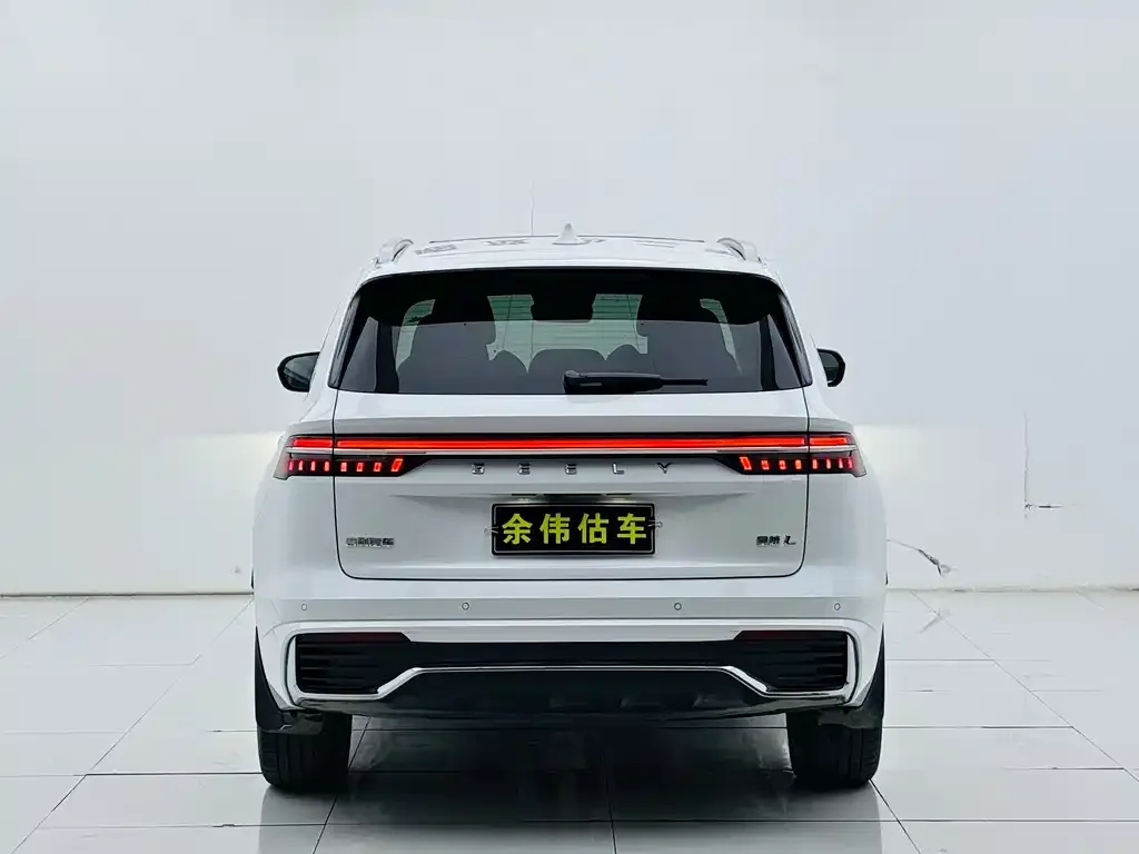 Geely Xingyue L — фото 6