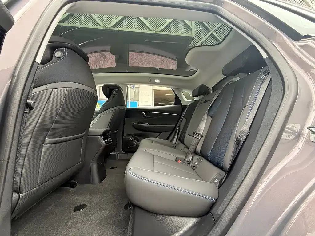 Buick E4 2026 из CN, фото 3