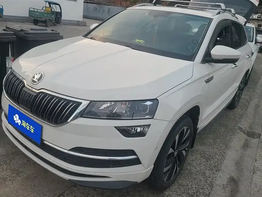 Skoda Karoq — фото 1