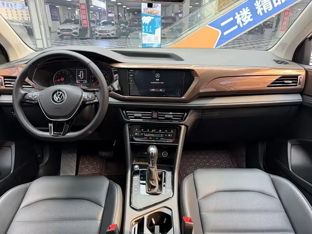 Volkswagen Tharu 2021 из CN, фото 10