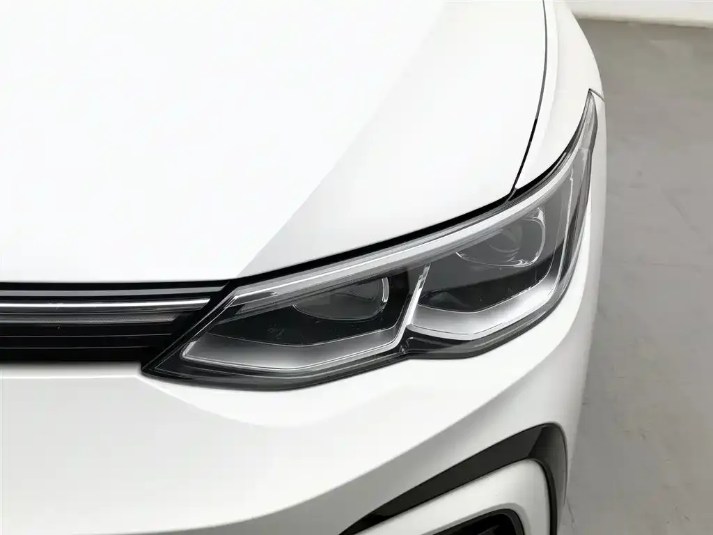 Volkswagen Golf — фото 3