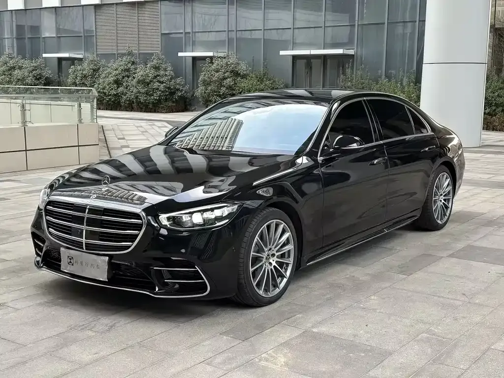 Mercedes-Benz S-Class — фото 1