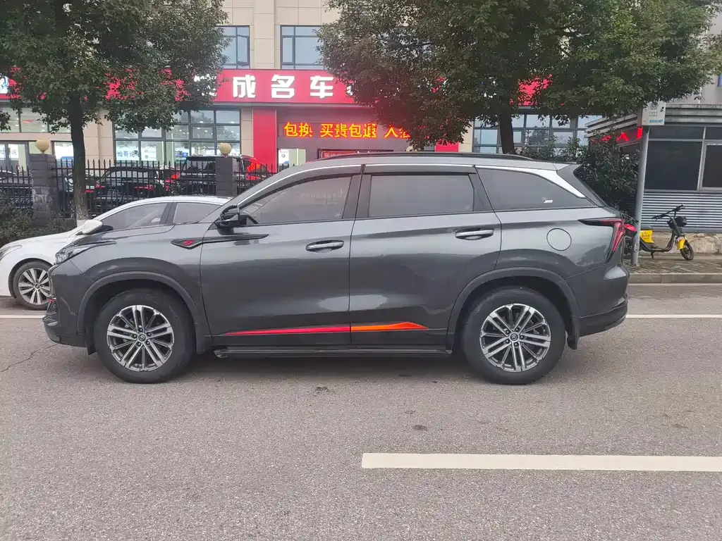 Changan CS75PLUS — фото 6