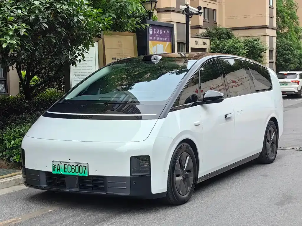 Li Auto MEGA 2024 из CN, фото 1