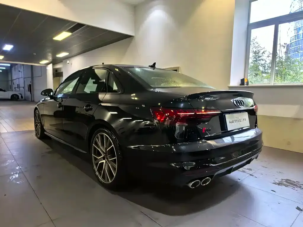 Audi S4 2023 из CN, фото 9