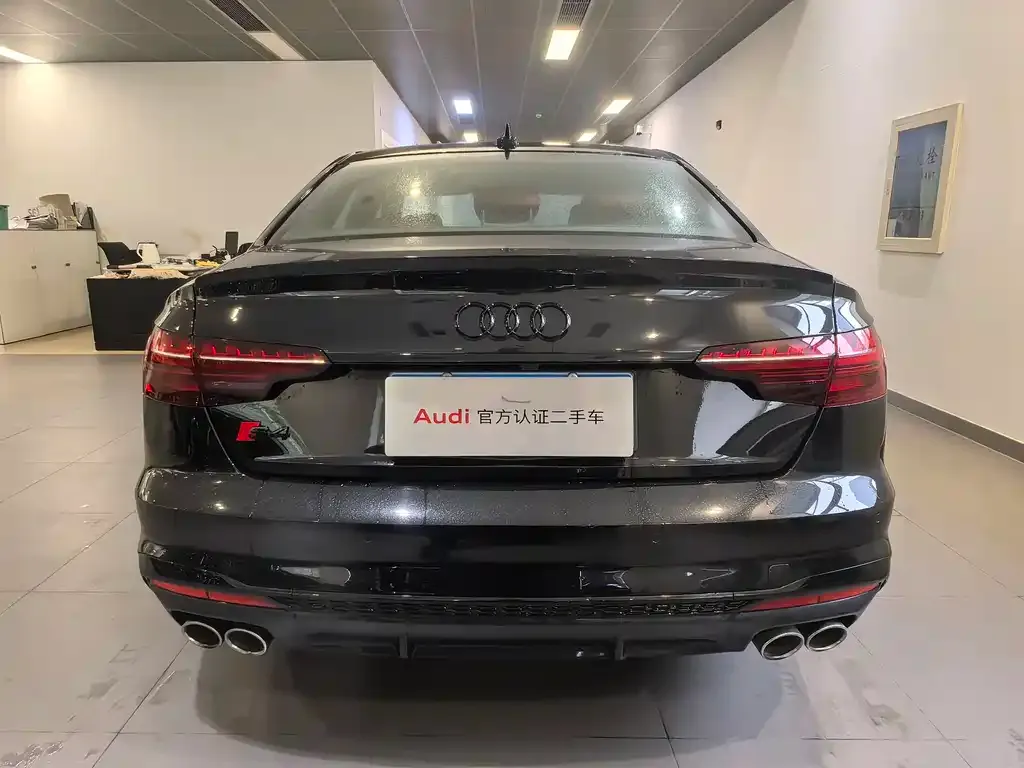 Audi S4 2023 из CN, фото 3