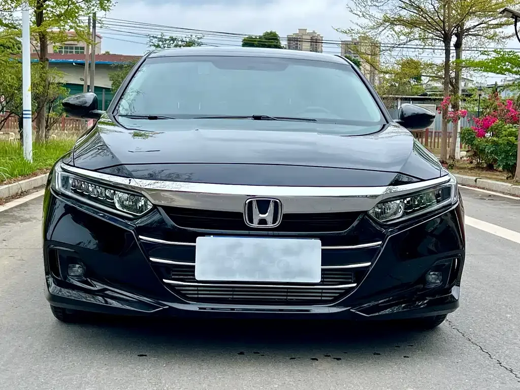 Honda Accord — фото 3