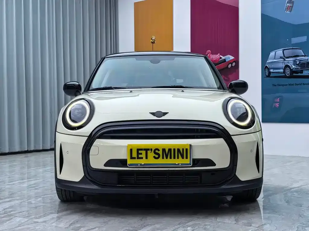 MINI Cooper (3-door) 2023 из CN, фото 8