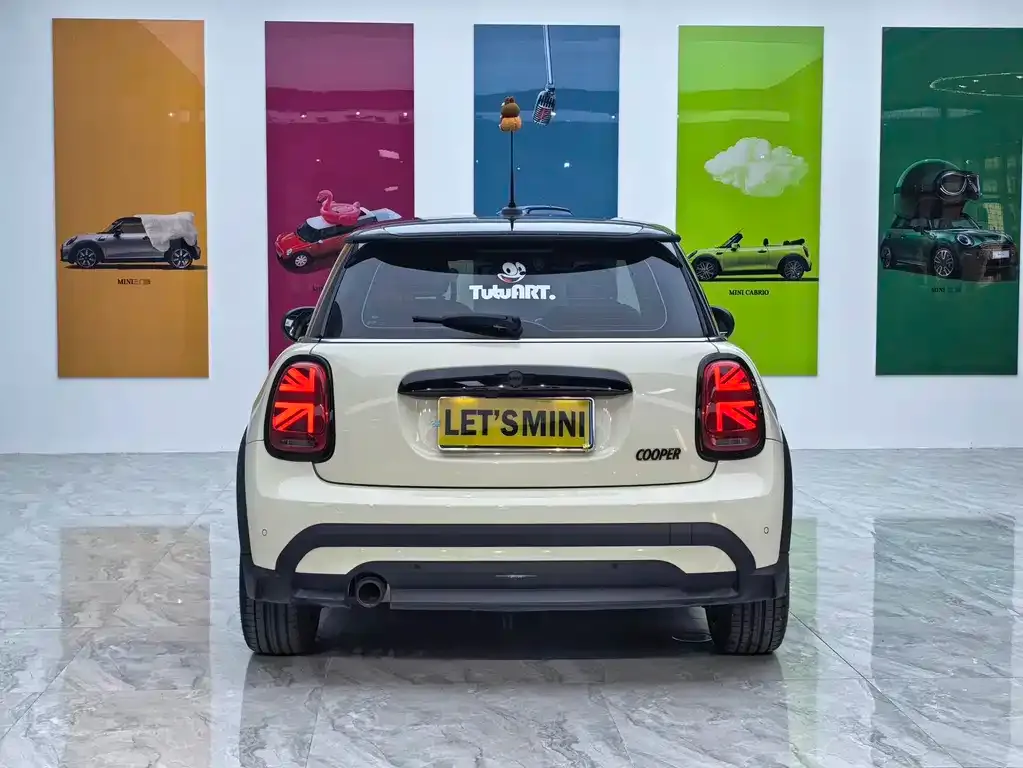 MINI Cooper (3-door) 2023 из CN, фото 9
