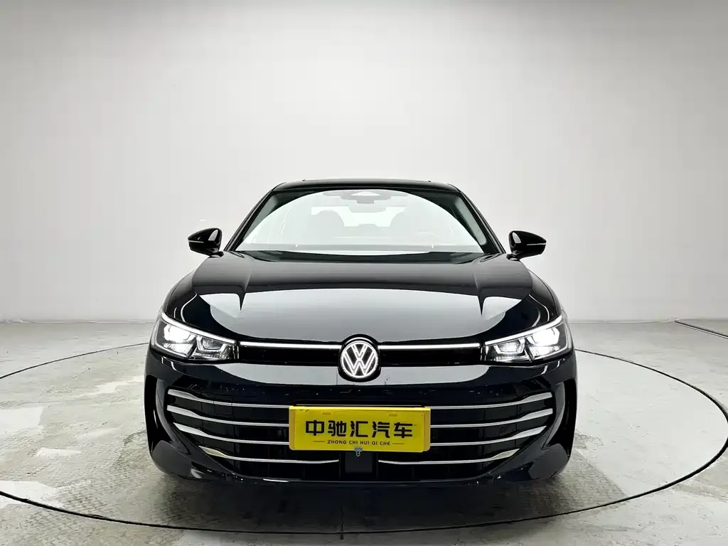 Volkswagen Passat — фото 2