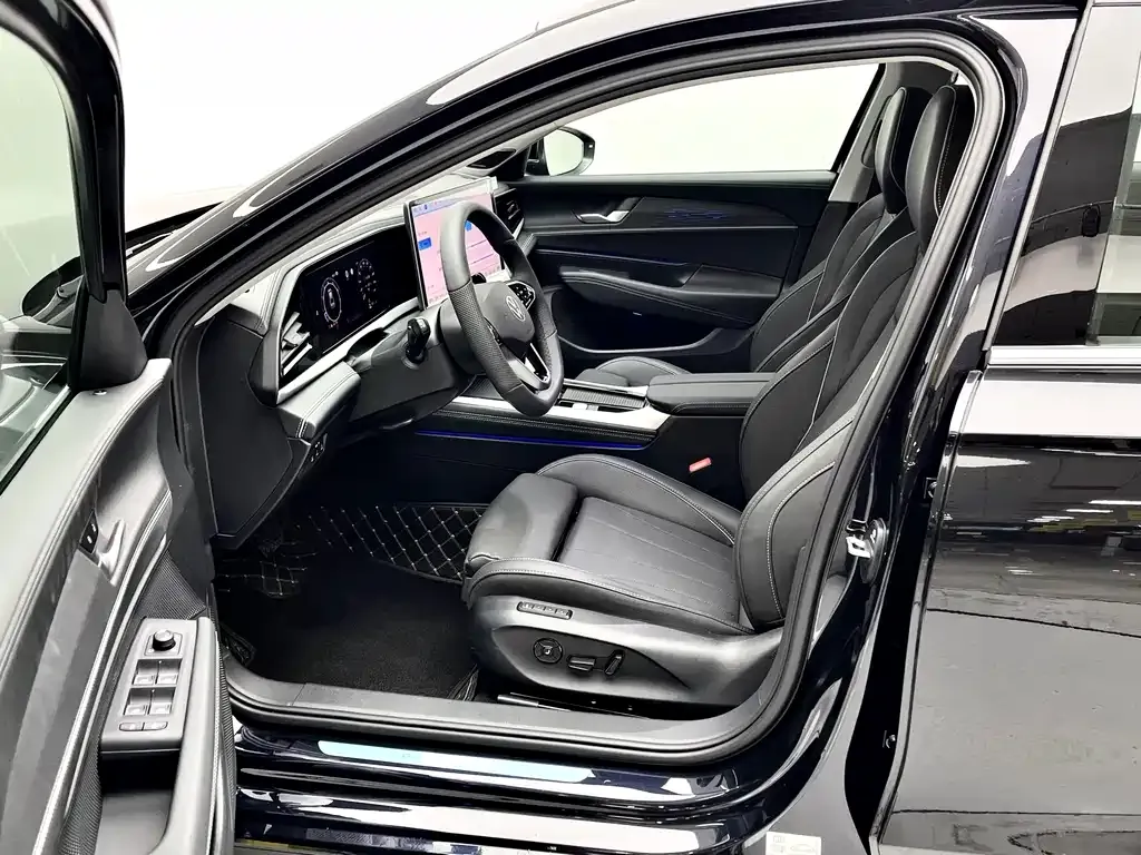 Volkswagen Passat — фото 6