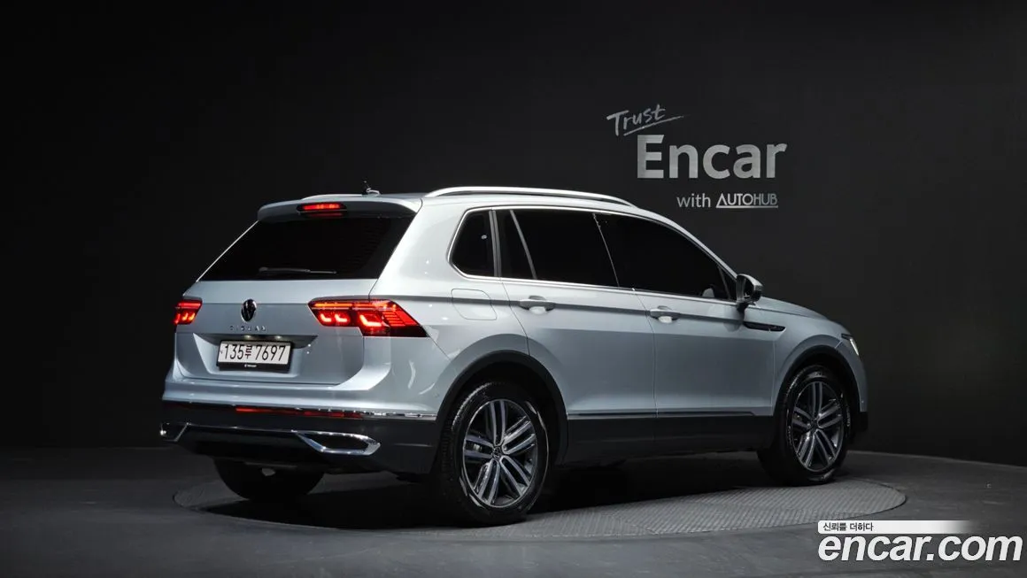 Volkswagen Tiguan — фото 4