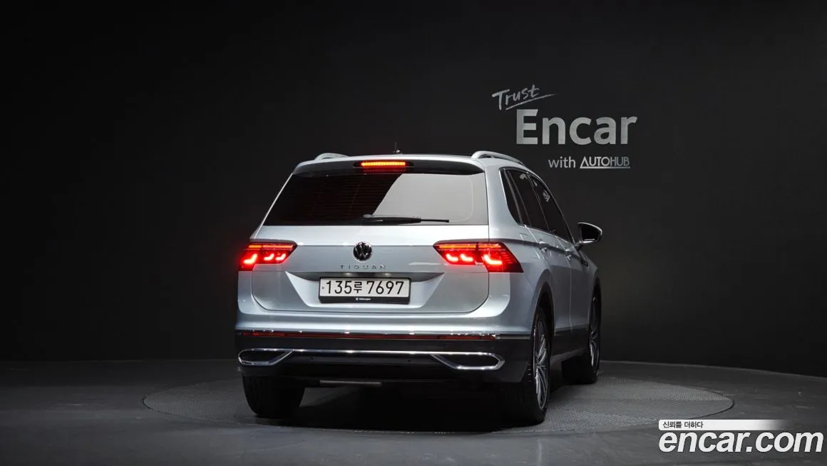 Volkswagen Tiguan — фото 3