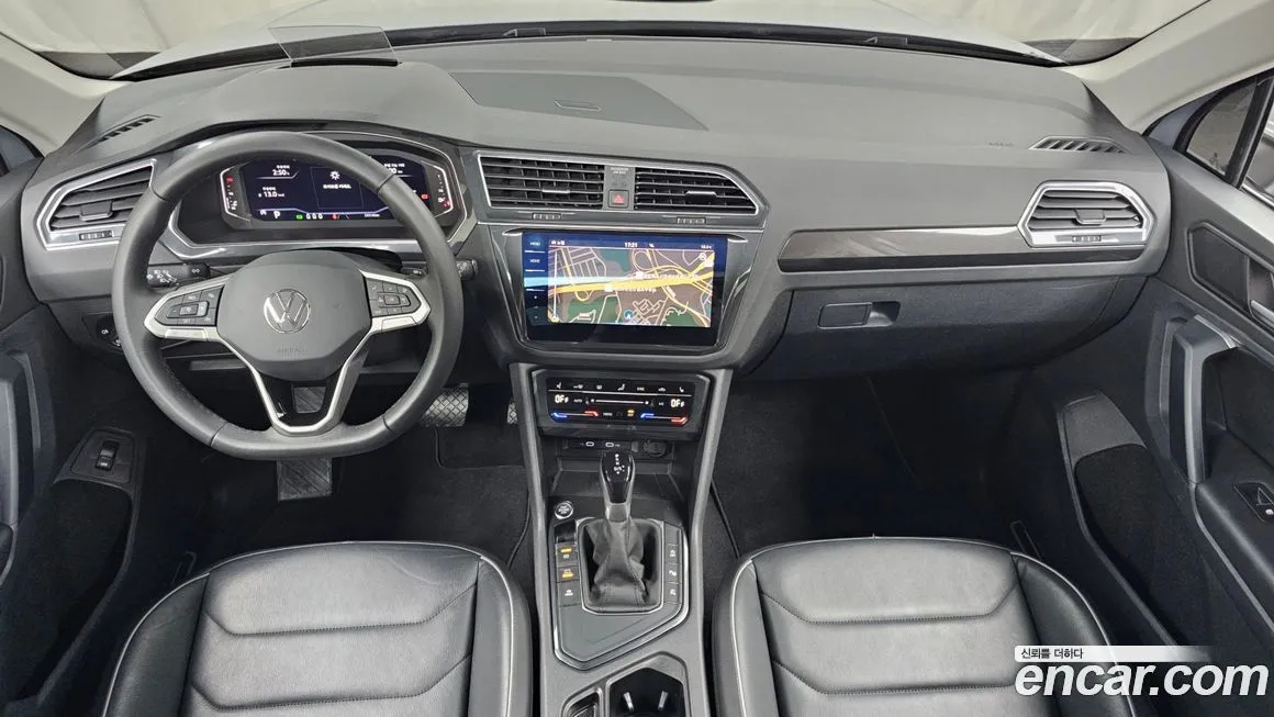 Volkswagen Tiguan — фото 6