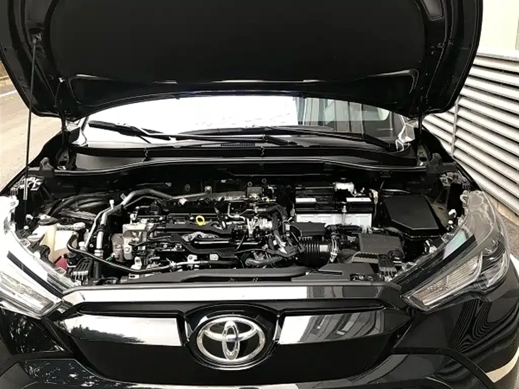 Toyota Frontlander 2023 из CN, фото 6