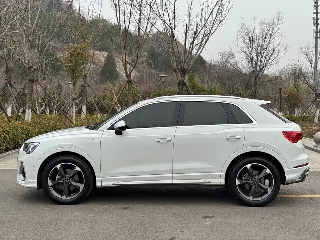 Audi Q3 2022 из CN, фото 6