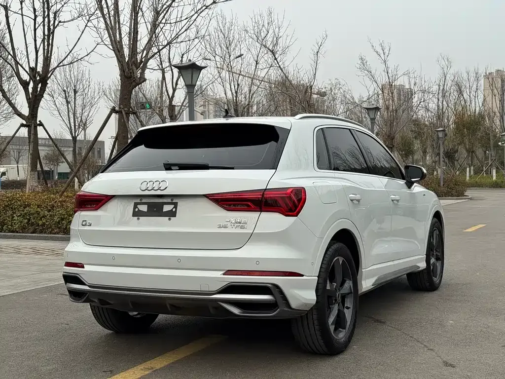 Audi Q3 2022 из CN, фото 10