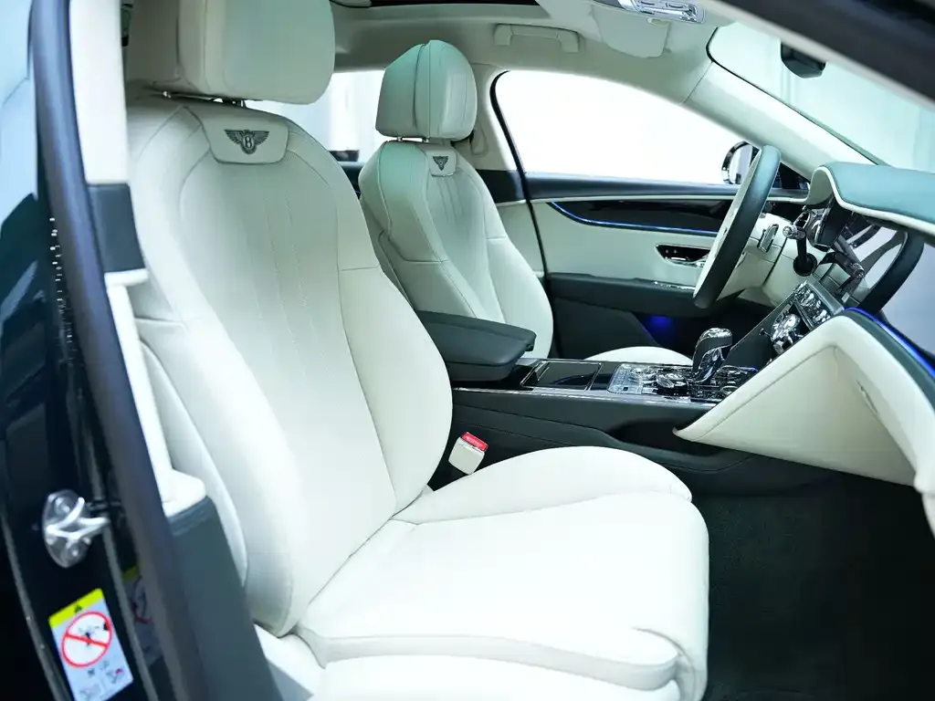 Bentley Flying Spur 2023 из CN, фото 3