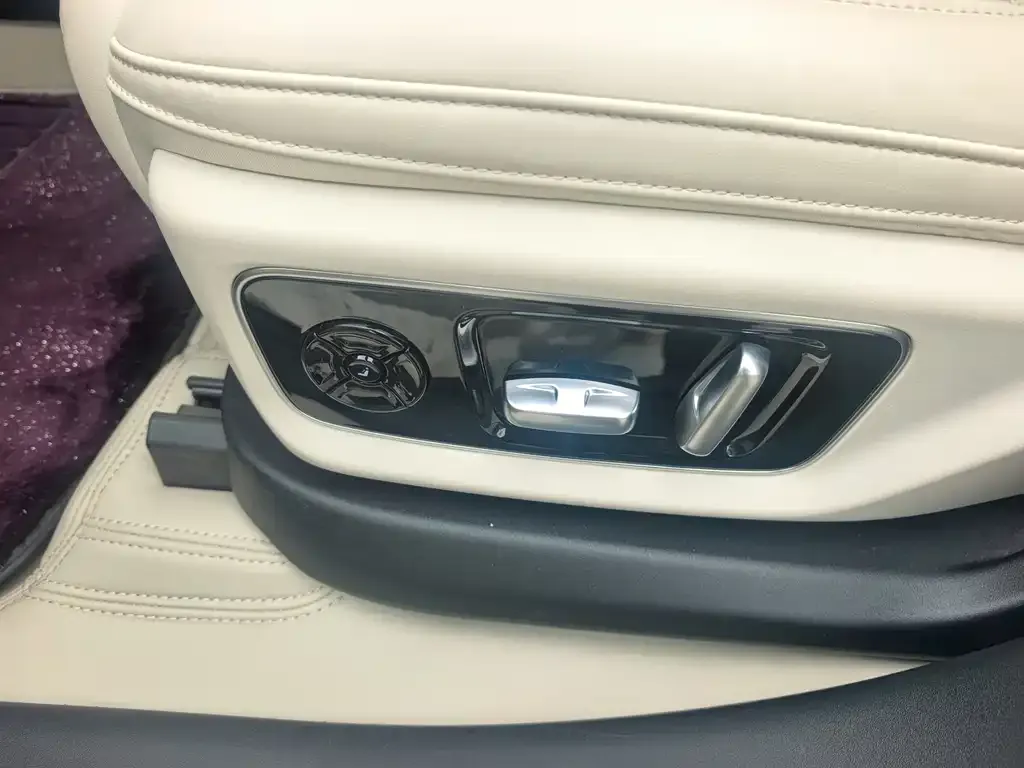 Li Auto Li L7 2024 из CN, фото 2