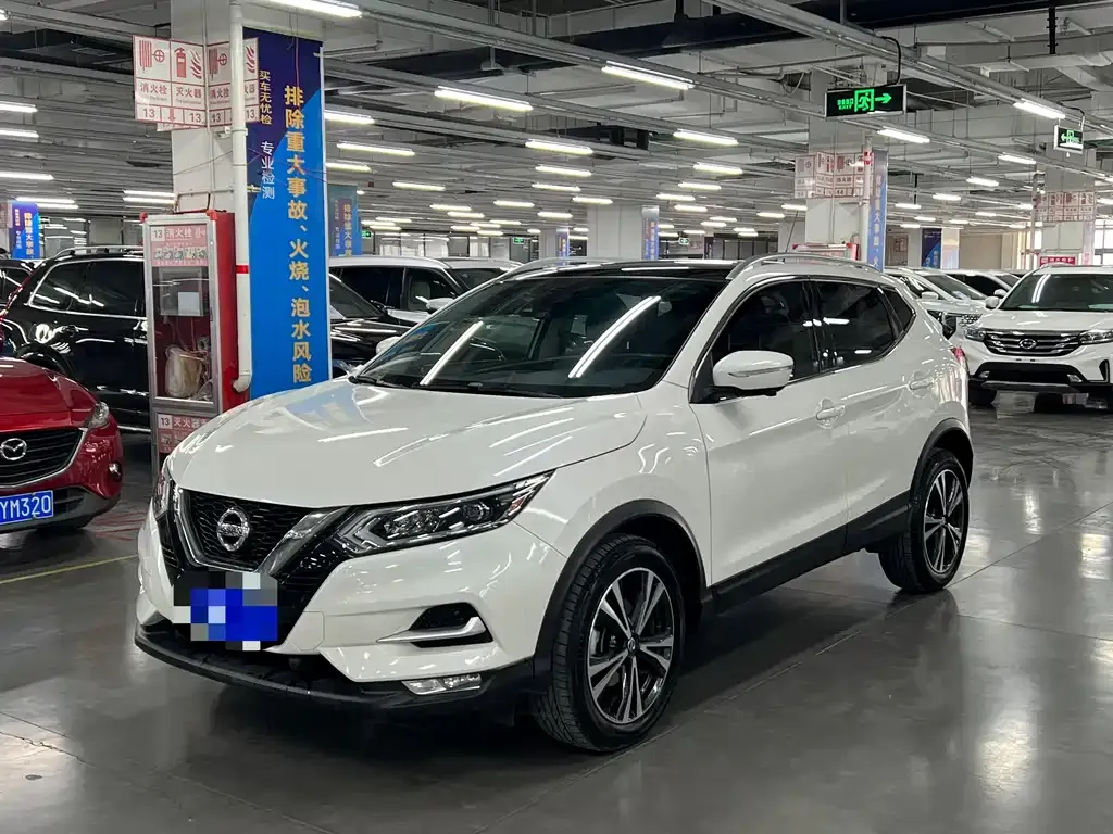 Nissan Qashqai 2022 из CN, фото 1