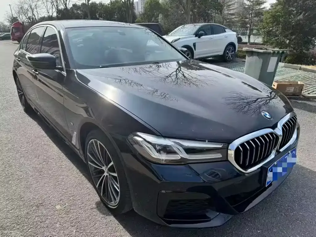 BMW 5 Series — фото 2