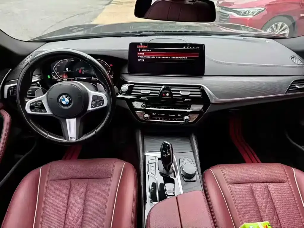 BMW 5 Series — фото 3