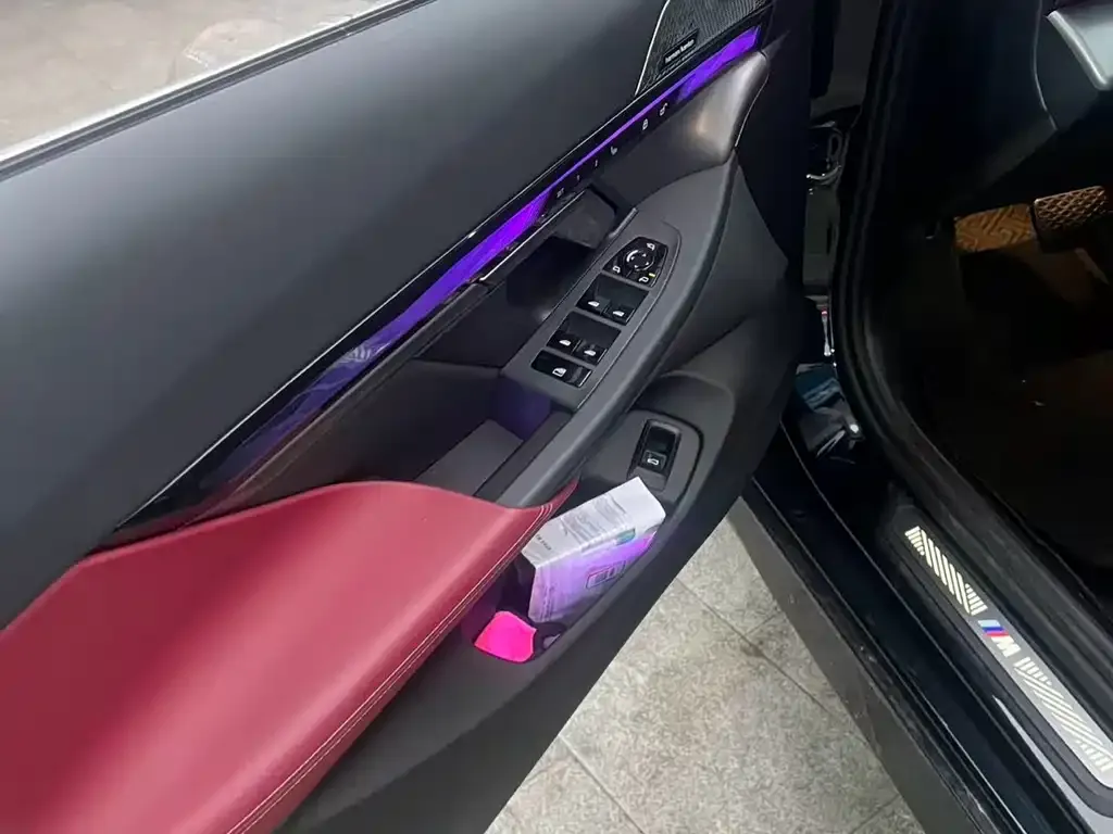 BMW 5 Series — фото 2