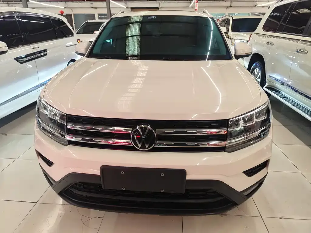Volkswagen Tharu — фото 7