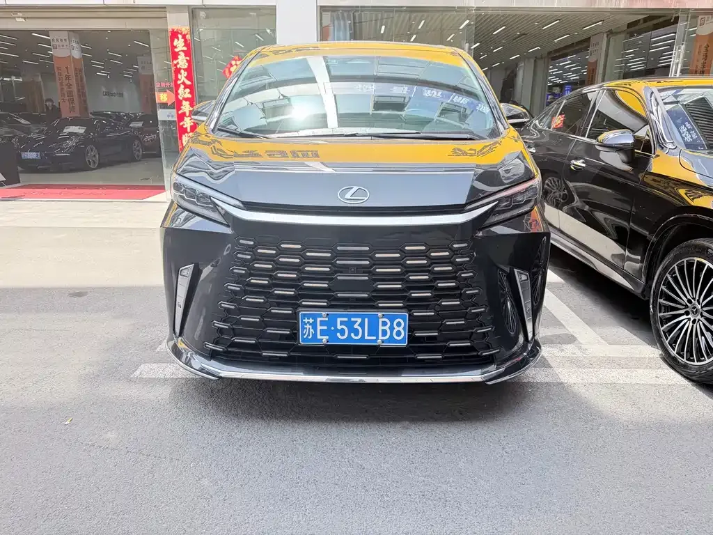 Lexus LM 2025 из CN, фото 6